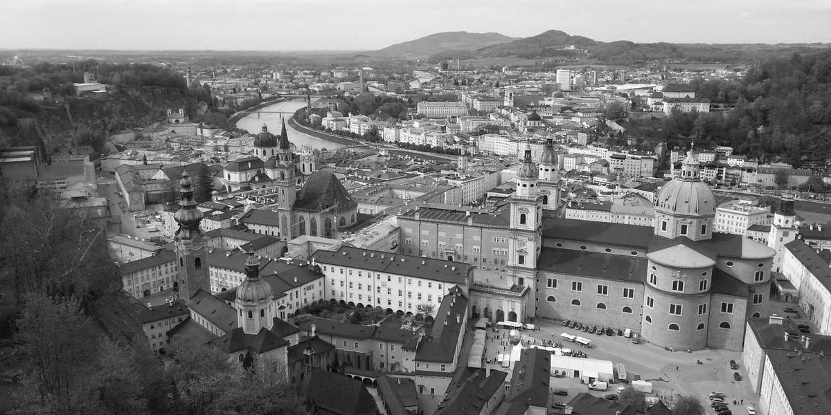 Scratch跑酷游戏为啥我的角色总在墙上'鬼畜'？