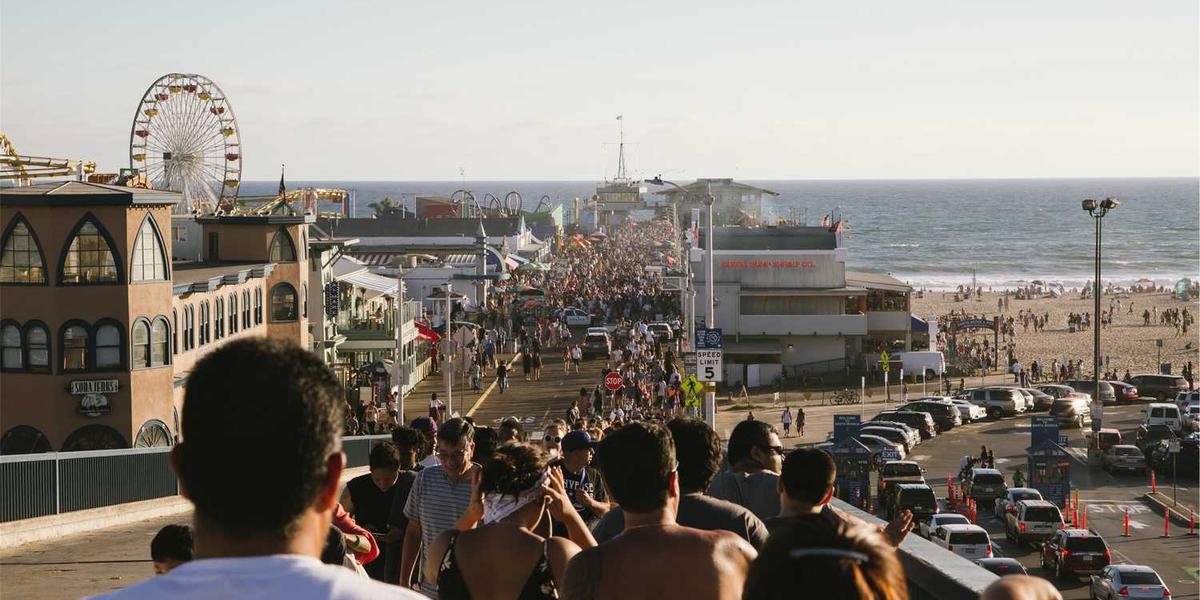 珠海金湾区童程童美少儿编程培训学校的地址和电话在哪里查询？