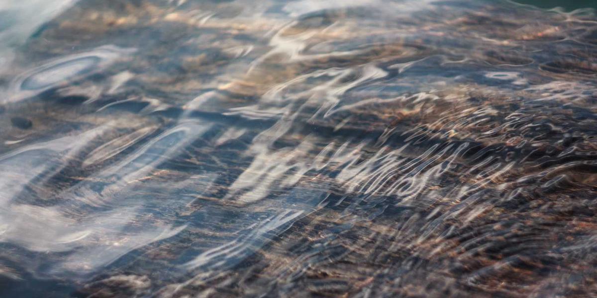 如何在Scratch中实现逼真的粒子效果？