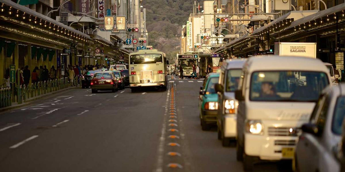 图形化编程工具背后的技术挑战是什么？