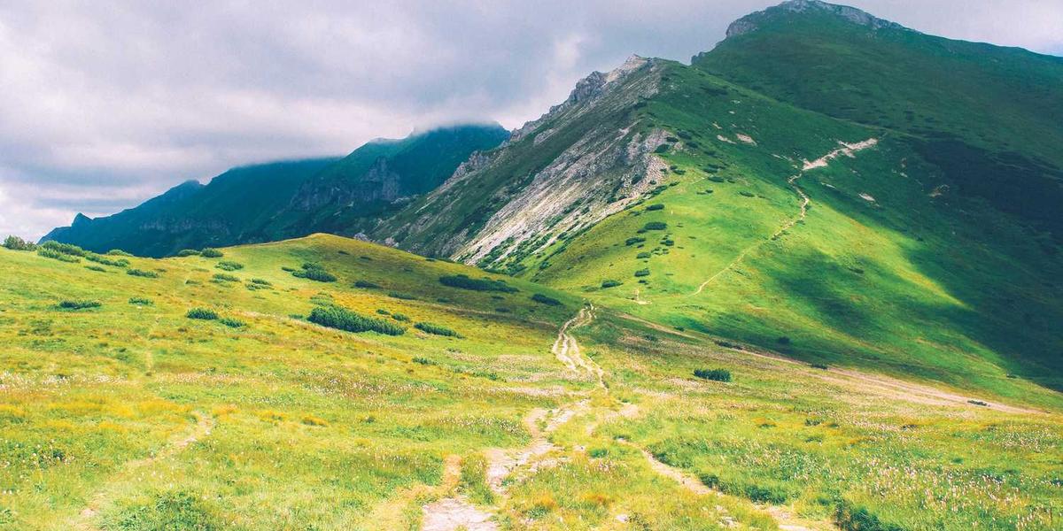 如何在Scratch中制作一个简易的《我的世界》风格游戏？